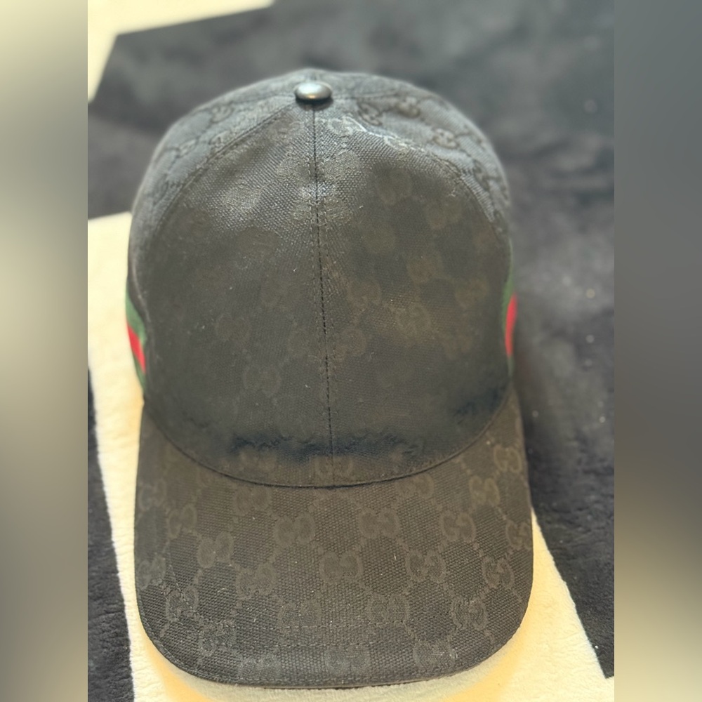 Stylish Black Gucci Cap